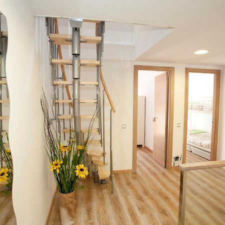 Coroleu House Barcelona Hostel ภายนอก รูปภาพ