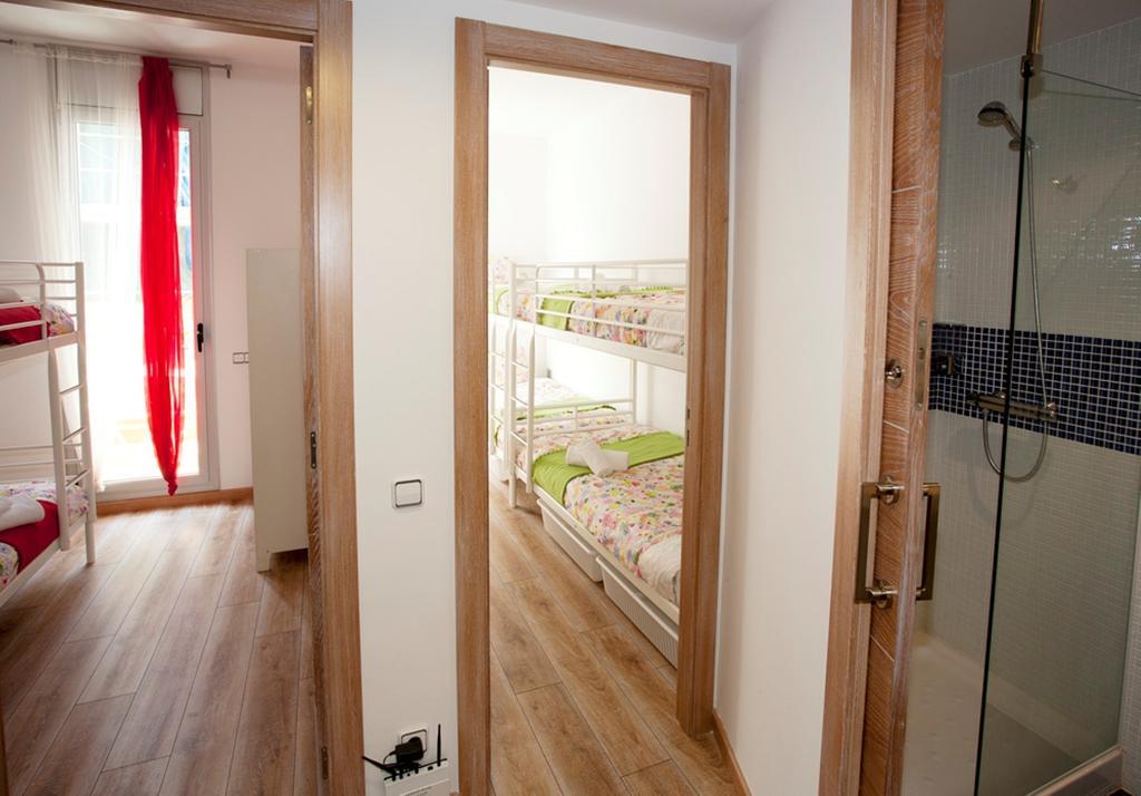 Coroleu House Barcelona Hostel ภายนอก รูปภาพ